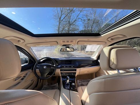 Used 2011 BMW 528i Sedan image 13