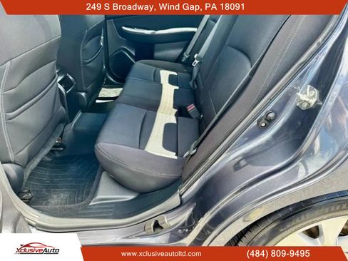 Used 2016 Subaru Legacy 2.5i Premium image 16