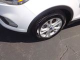 Used 2017 Ford Escape SE w/ Equipment Group 201A image 4