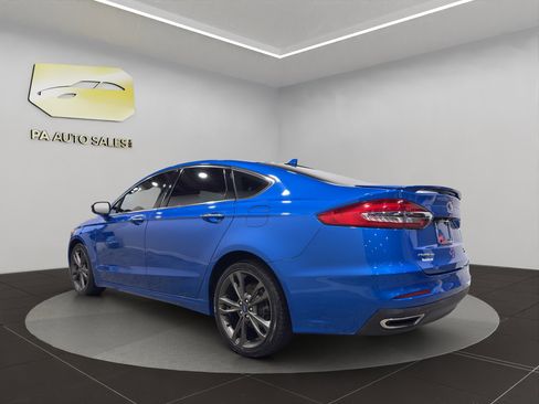 Used 2020 Ford Fusion Titanium image 5