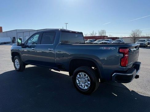Used 2025 Chevrolet Silverado 3500 LTZ image 5