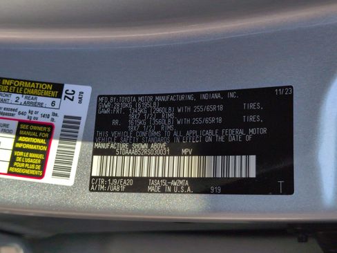 Used 2024 Toyota Grand Highlander XLE image 34