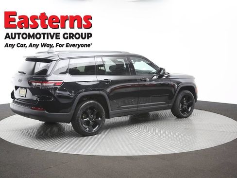 Used 2023 Jeep Grand Cherokee L Laredo AWD/4WD image 43