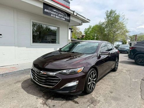 Used 2021 Chevrolet Malibu RS FWD image 3