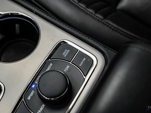 Used 2018 Jeep Grand Cherokee Trackhawk image 59