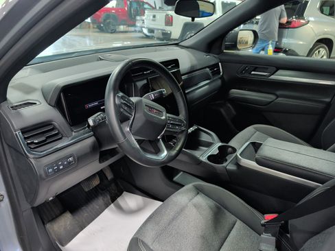 Used 2025 GMC Terrain Elevation AWD/4WD image 7