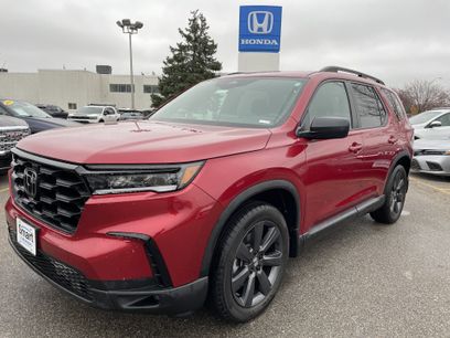 Certified 2025 Honda Pilot Sport