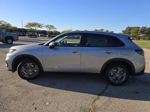 New 2026 Honda HR-V LX image 15