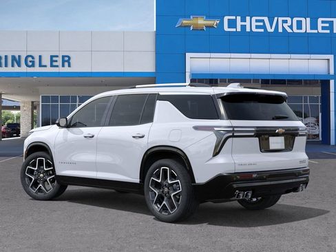 New 2026 Chevrolet Traverse High Country image 3