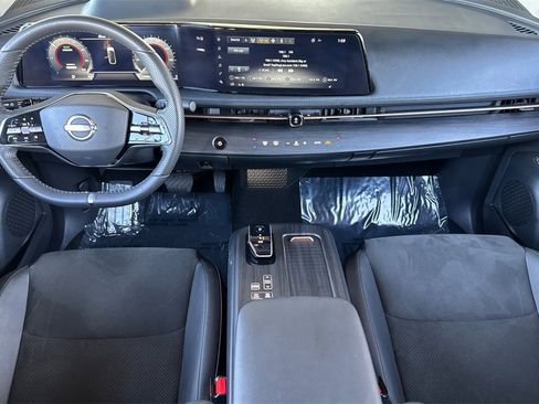 Used 2024 Nissan Ariya EVOLVE+ image 12