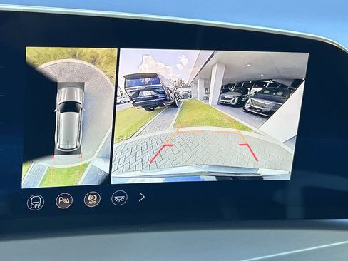 New 2026 Cadillac Vistiq Premium Luxury image 24