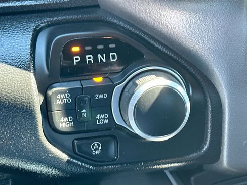 Used 2019 RAM 1500 Big Horn image 19