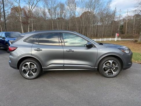 Certified 2023 Ford Escape ST-Line Select w/ Tech Pack #2 image 8