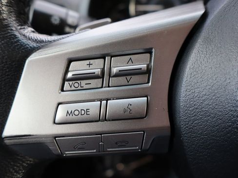 Used 2010 Subaru Outback 3.6R Limited image 29