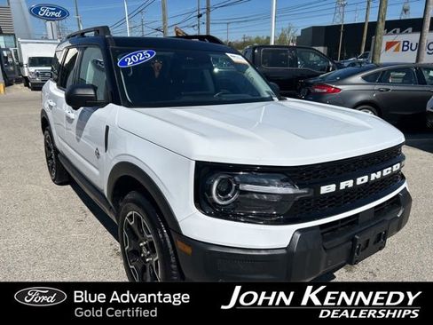 Certified 2025 Ford Bronco Sport Outer Banks w/ Outer Banks Tech Package+ AWD/4WD image 5