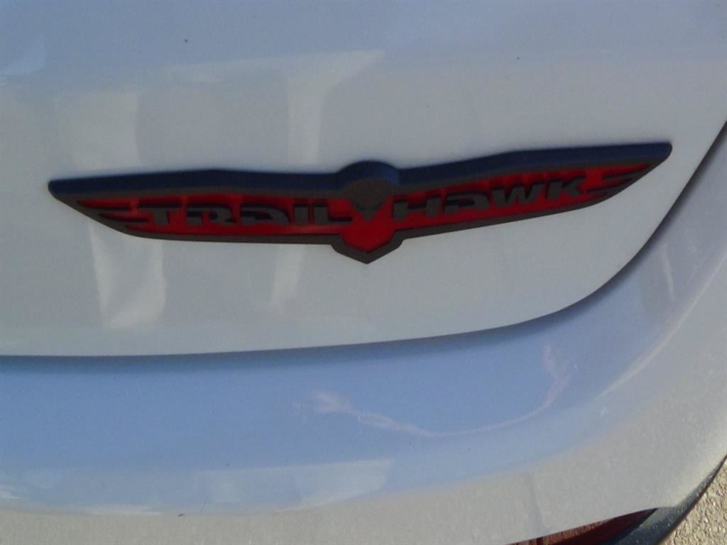 Certified 2024 Jeep Compass Trailhawk w/ Sun and Sound Group AWD/4WD image 11