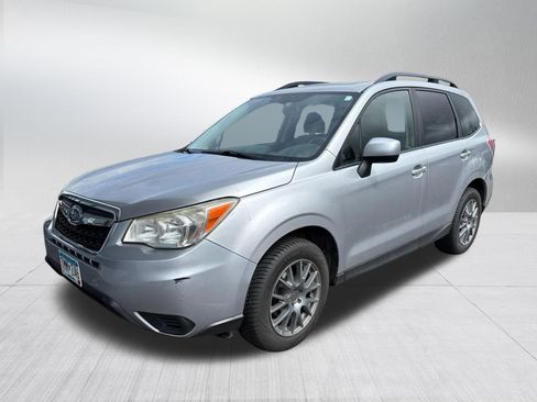 Used 2014 Subaru Forester 2.5i Premium w/ All-Weather Package AWD/4WD image 2