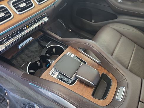 Certified 2020 Mercedes-Benz GLE 450 4MATIC image 26