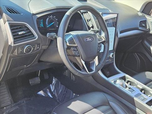 Used 2024 Ford Edge SEL w/ Convenience Package AWD/4WD image 10