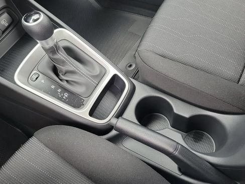 New 2026 Hyundai Venue SE FWD image 15