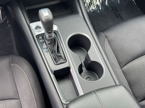 Used 2022 Nissan Altima 2.5 SV image 18