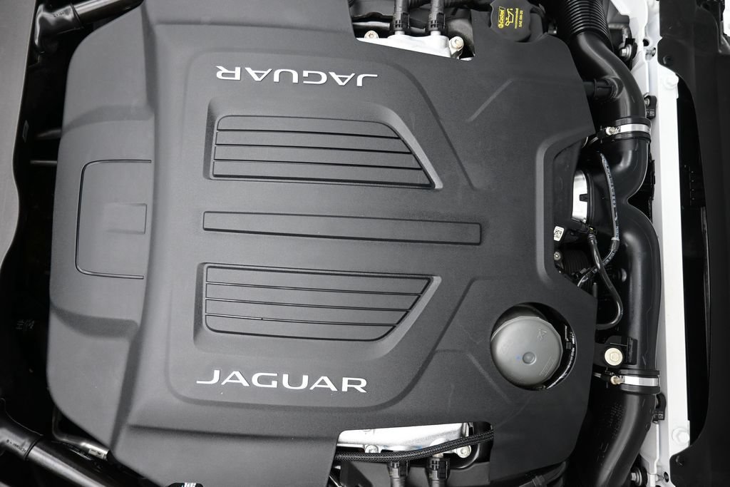 Used 2023 Jaguar F-TYPE R-Dynamic AWD/4WD image 23