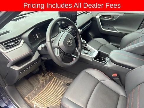 Used 2025 Toyota RAV4 XSE w/ Premium Package AWD/4WD image 14