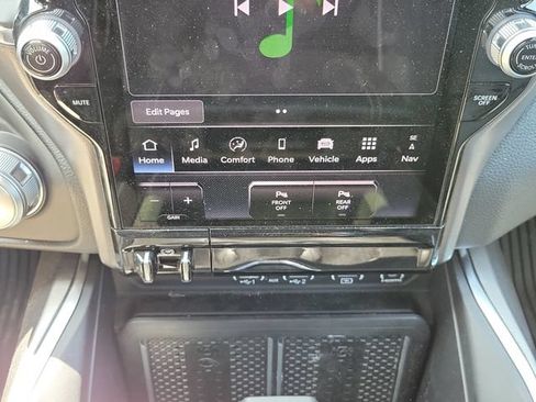 Used 2025 RAM 1500 Laramie w/ Night Edition AWD/4WD image 33