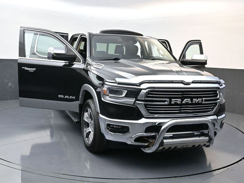 Used 2019 RAM 1500 Laramie image 30
