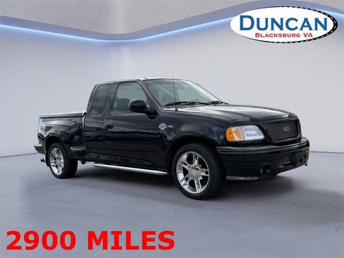 Used 2000 Ford F150 Harley-Davidson image 1