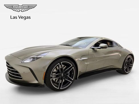Used 2025 Aston Martin V8 Vantage Coupe RWD image 1