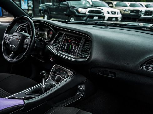 Used 2022 Dodge Challenger R/T Scat Pack RWD image 37