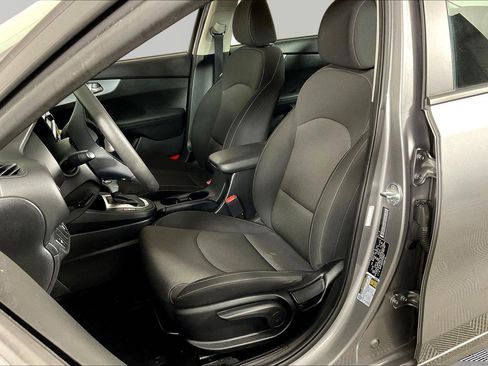Used 2023 Kia Forte LXS FWD image 20