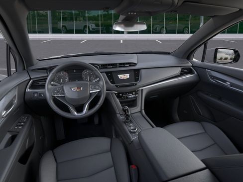 Used 2025 Cadillac XT6 Luxury FWD image 15