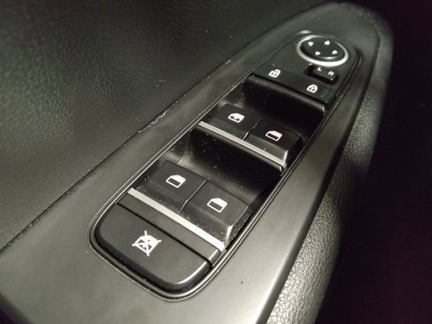 Used 2023 Kia Forte LXS FWD image 27