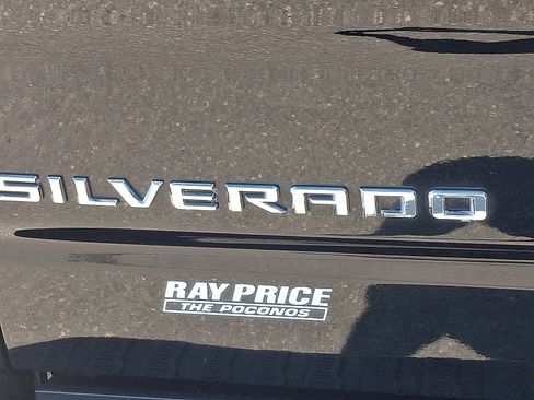 Used 2021 Chevrolet Silverado 1500 High Country w/ Technology Package AWD/4WD image 31
