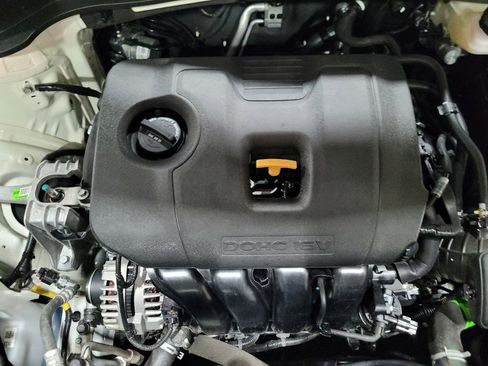 Used 2025 Kia Soul LX w/ LX Technology Package FWD image 30