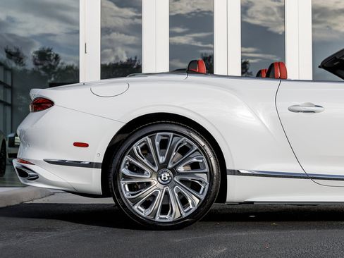 New 2025 Bentley Continental GT Speed image 21