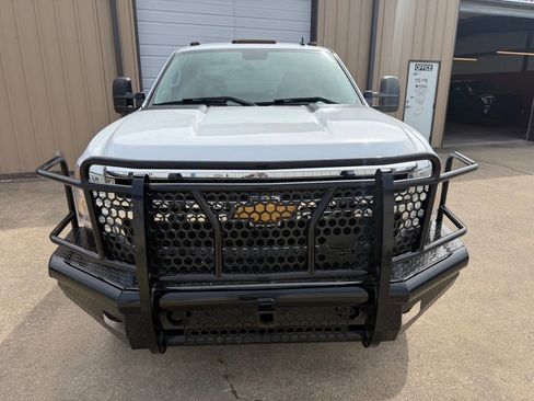 Used 2013 Chevrolet Silverado 2500 LT w/ Interior Plus Package image 11