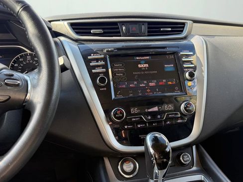 Used 2021 Nissan Murano SL image 10