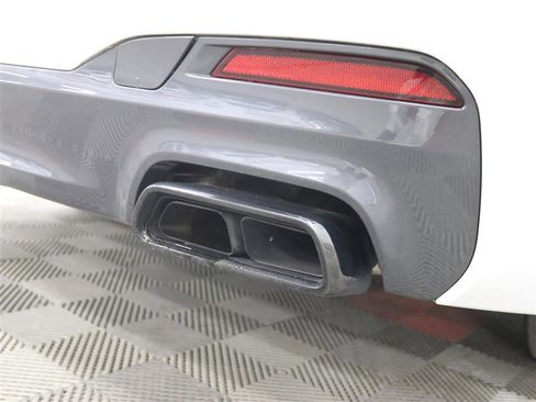 Used 2019 BMW M550i xDrive image 7