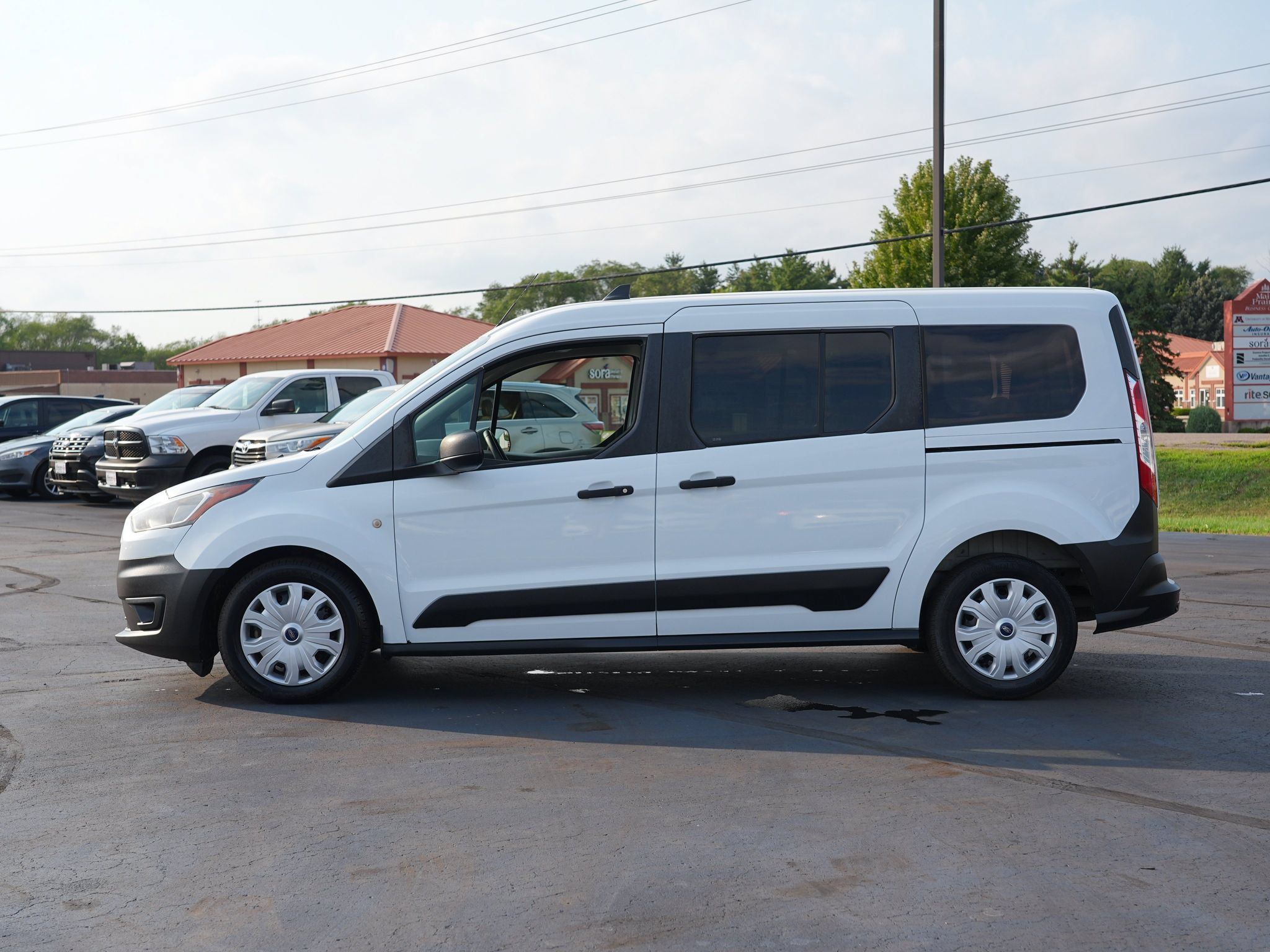 Used 2019 Ford Transit Connect XL FWD image 7