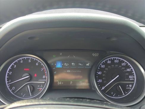 Certified 2022 Toyota Camry SE AWD/4WD image 15