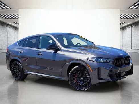 Used 2024 BMW X6 M60i w/ Dynamic Handling Package AWD/4WD image 2