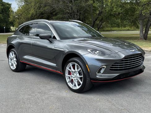 Used 2021 Aston Martin DBX AWD/4WD image 1
