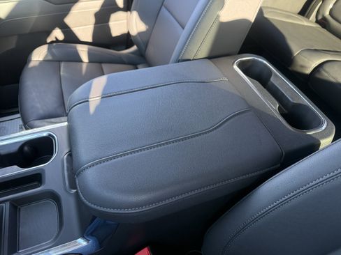 Used 2024 Chevrolet Silverado 1500 LT Trail Boss w/ LT Trail Boss Premium Package image 24