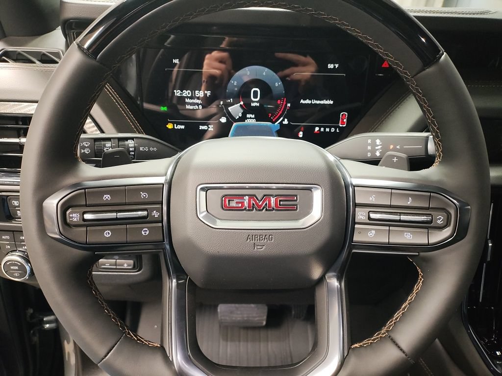 New 2026 GMC Yukon XL AT4 w/ AT4 Premium Plus Package AWD/4WD image 31