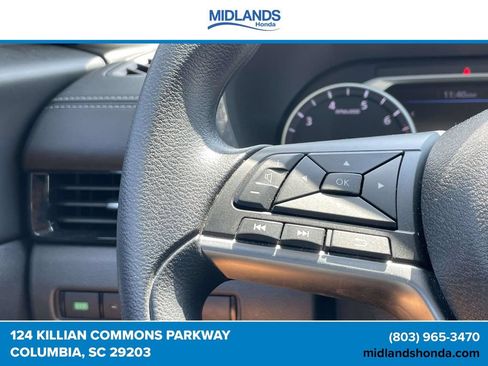Used 2025 Nissan Sentra SV FWD image 20
