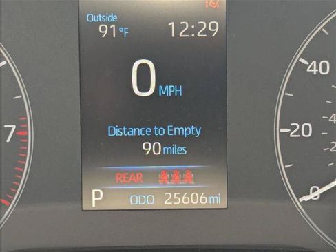 Used 2023 Toyota Corolla SE FWD image 9