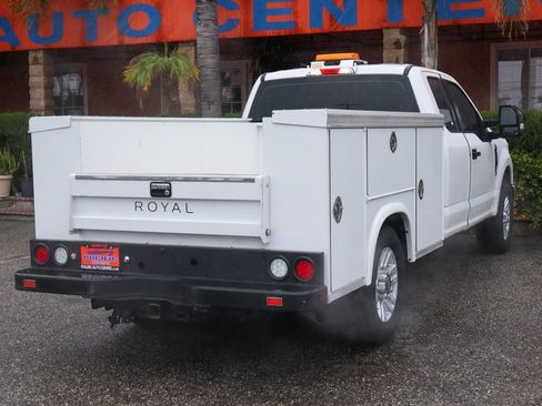 Used 2019 Ford F250 XL w/ STX Appearance Package image 10